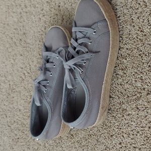 Size 10 Steve Madden sneakers